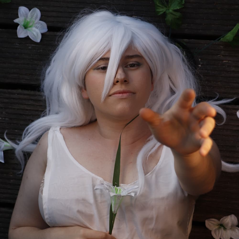 Yonah (Parc) - NieR cosplay photoshoot cover