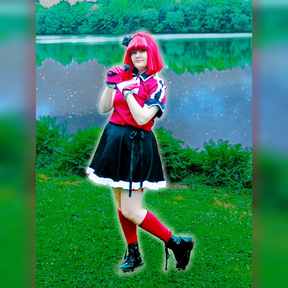 Kana Arima  - Photo 1