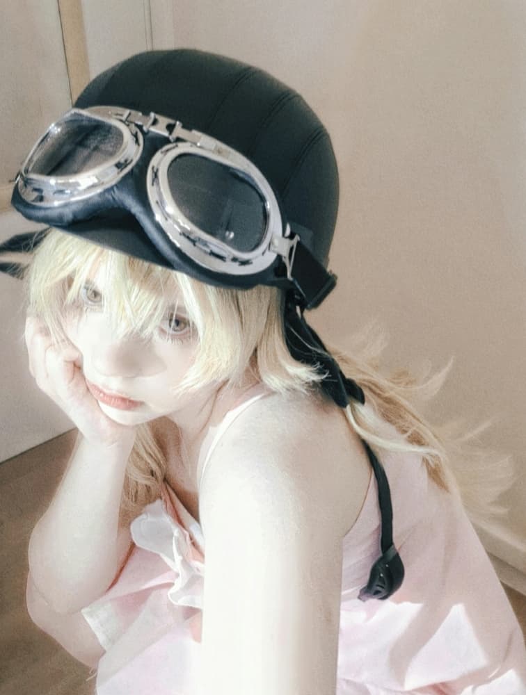 Shinobu Oshino - Photo 2