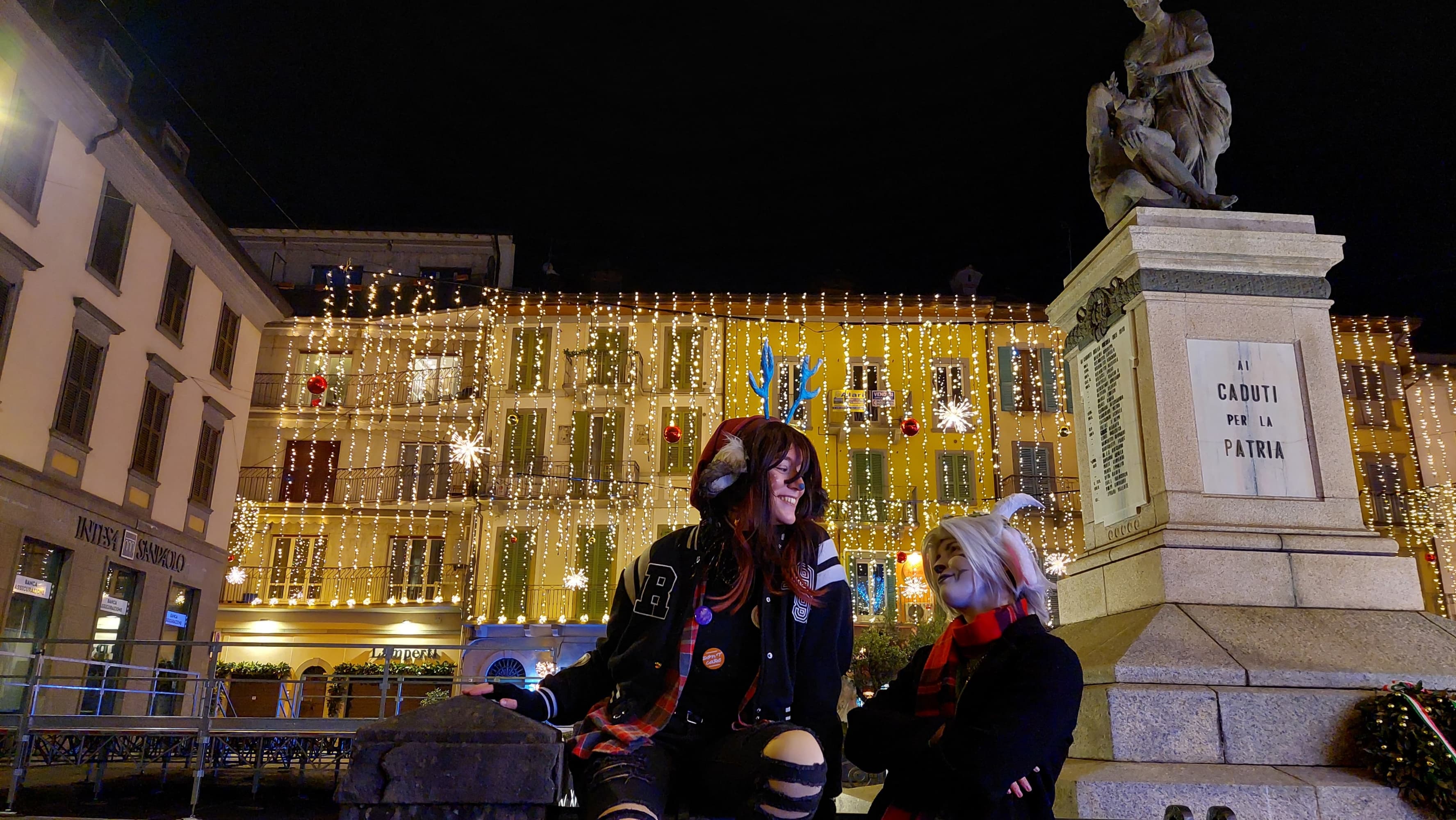 Dess and Azzy - Photo 13