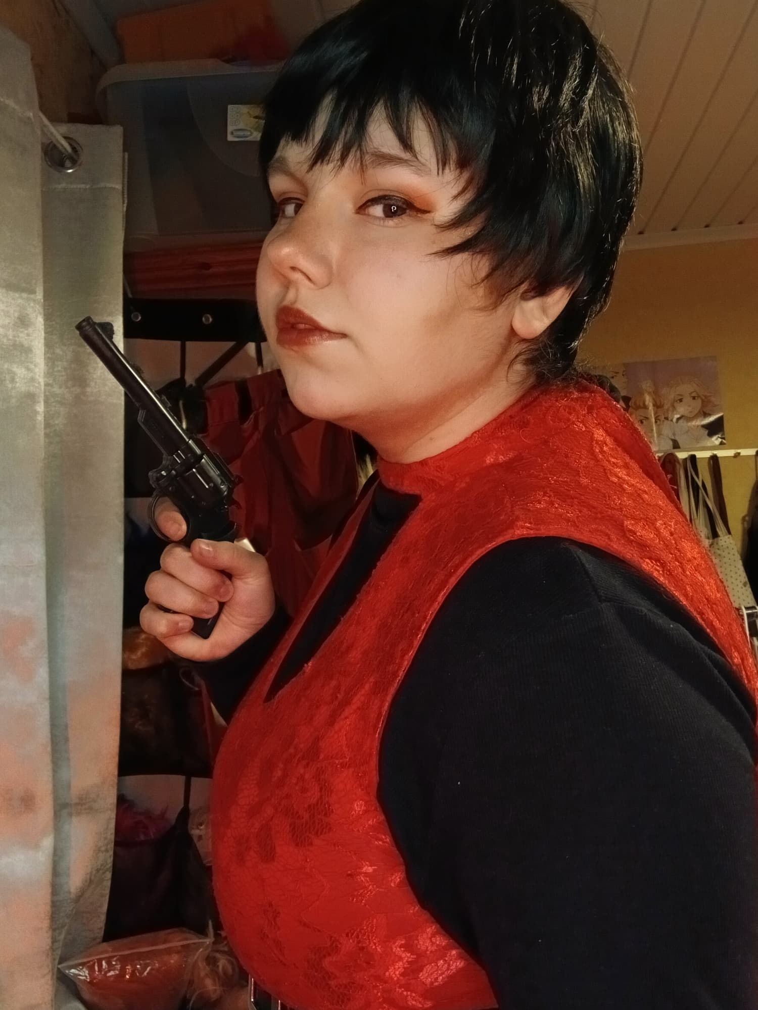 Ada wong at home - Photo 43