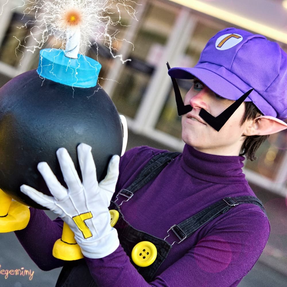 Waluigi  - Mario cosplay photoshoot cover