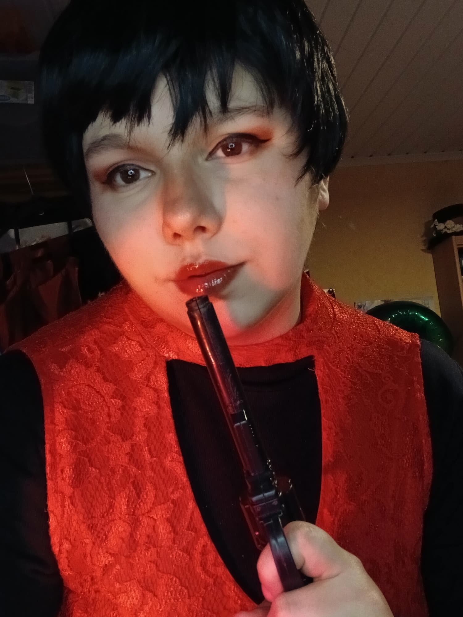 Ada wong at home - Photo 19