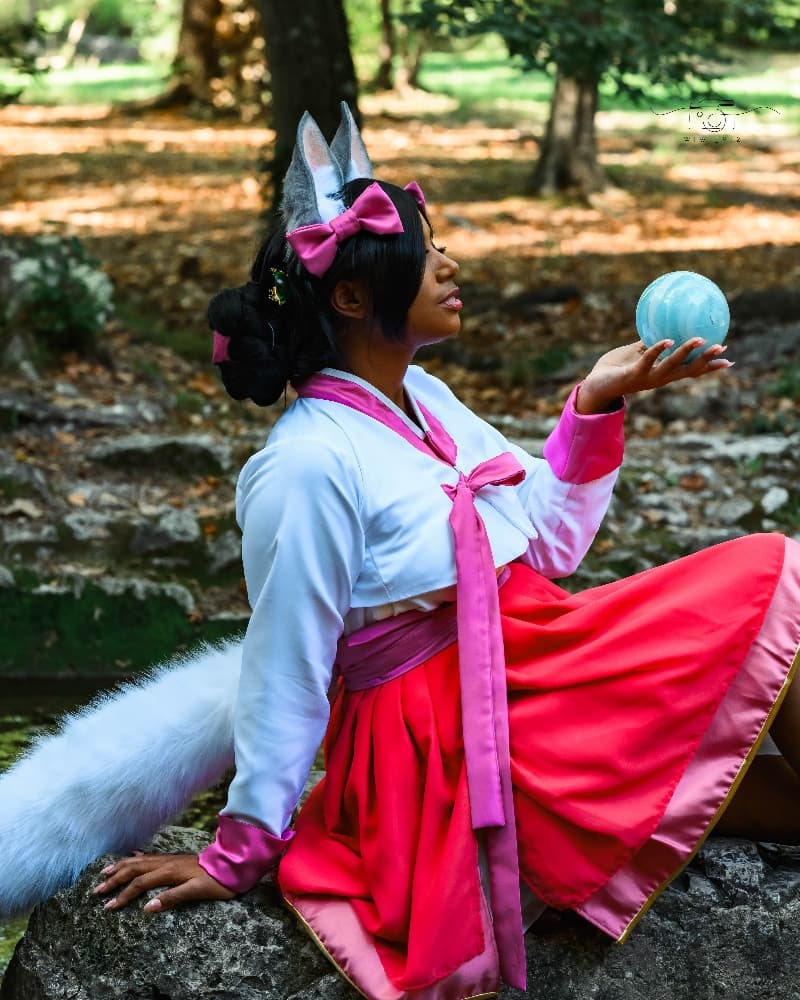 Ahri by Deby  - Photo 8