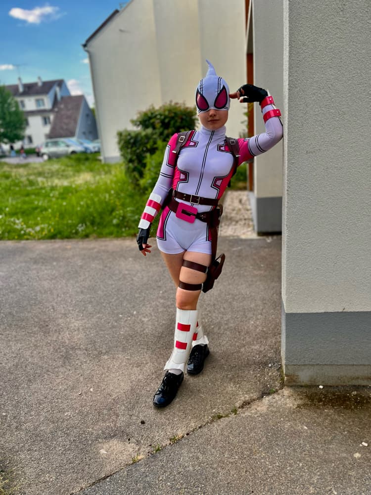 Gwenpool - Photo 39