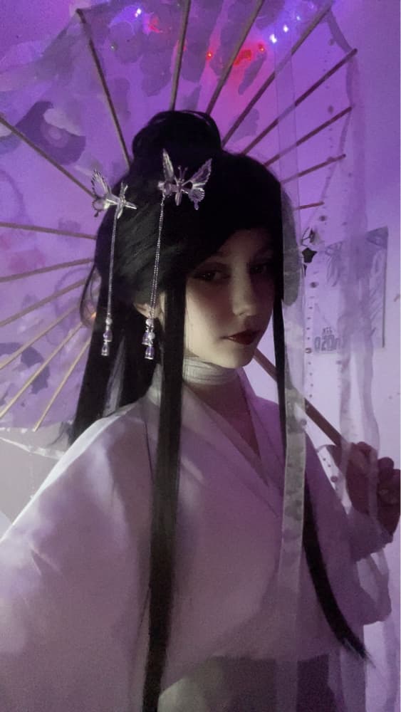 Xie Lian - Photo 1
