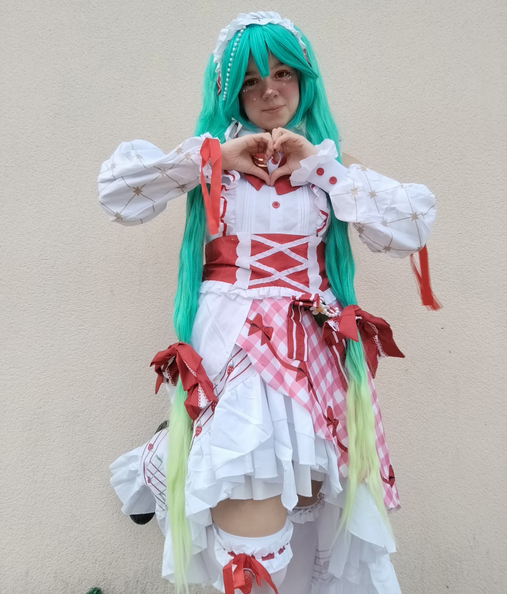 Strawberry Miku 🍓💚 - Photo 23