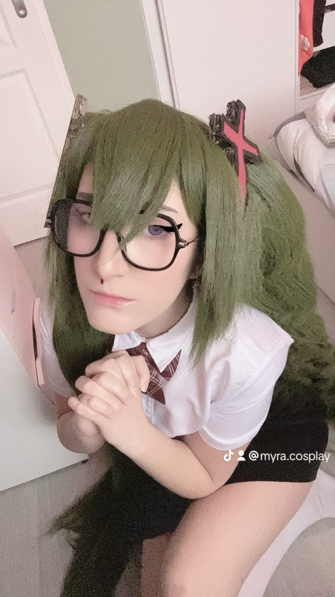 Rotten girl Miku - Photo 1