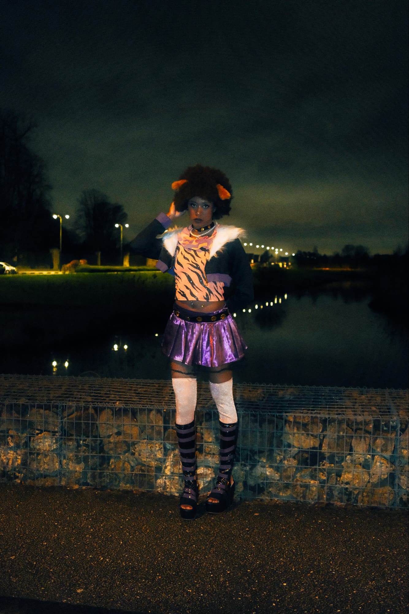Clawdeen Afro v. - Photo 3