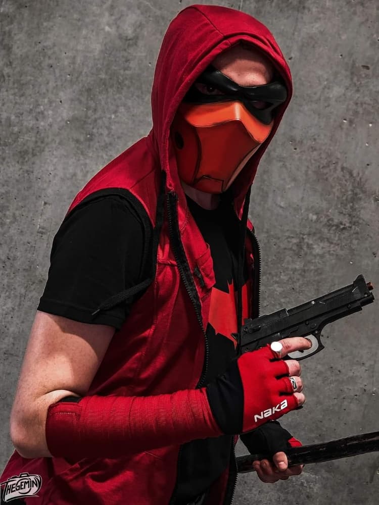 Red hood v1 - Photo 2