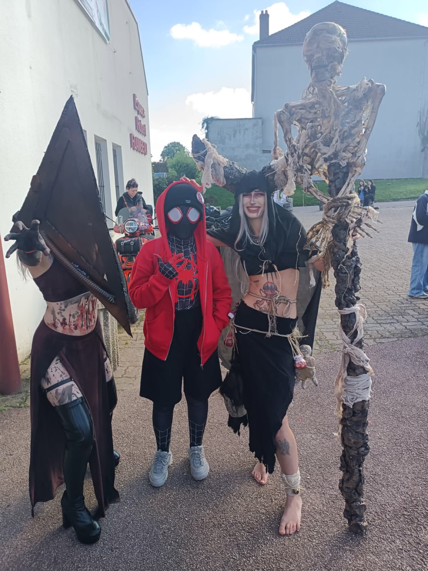 Spider-Man Miles  - Photo 5