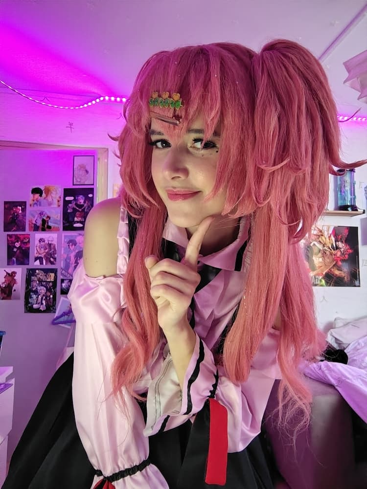 Momoi Airi (vampire) - Photo 1