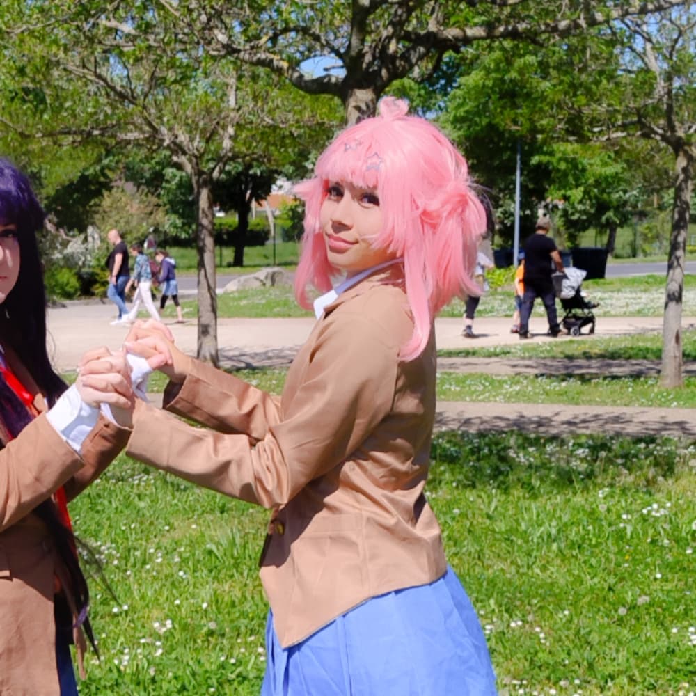 Natsuki ( + Yuri ) - Doki Doki Literature Club! cosplay photoshoot cover