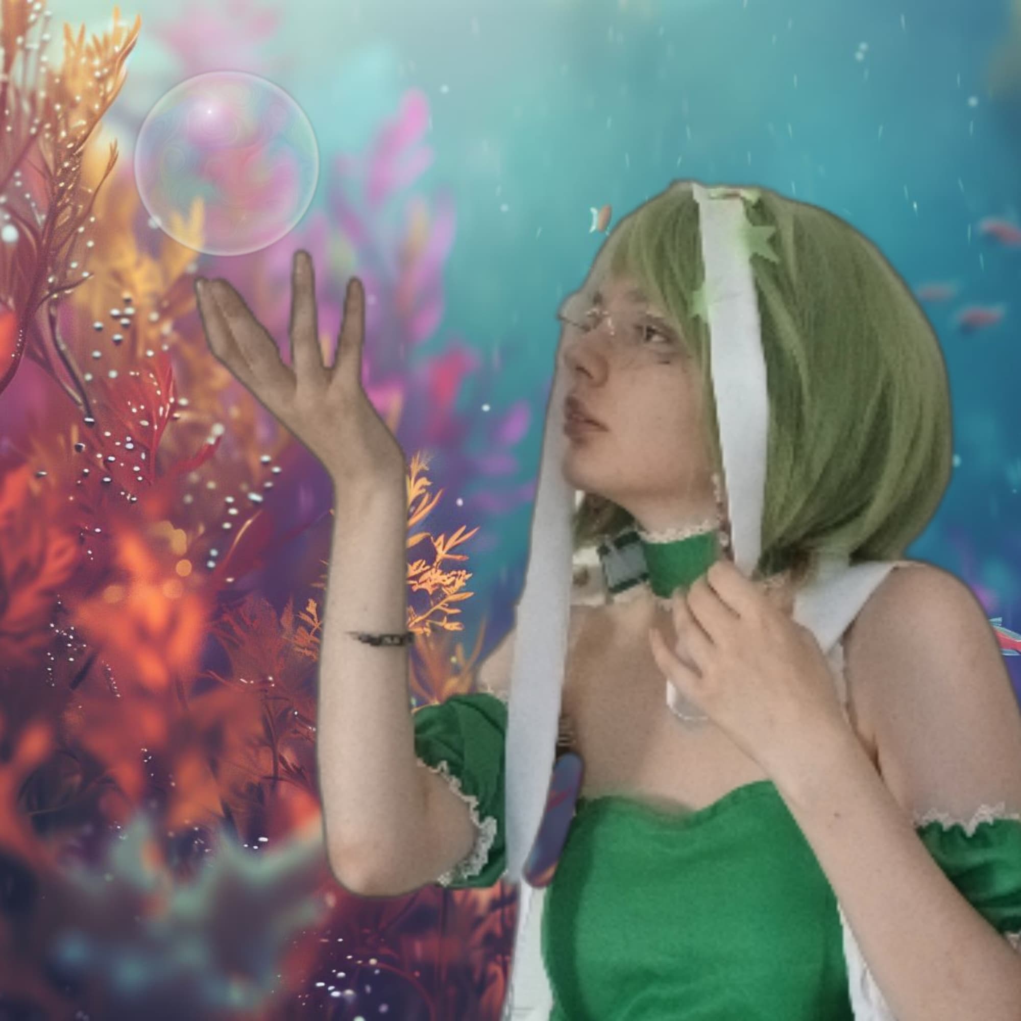 Retasu underwater - Photo 3