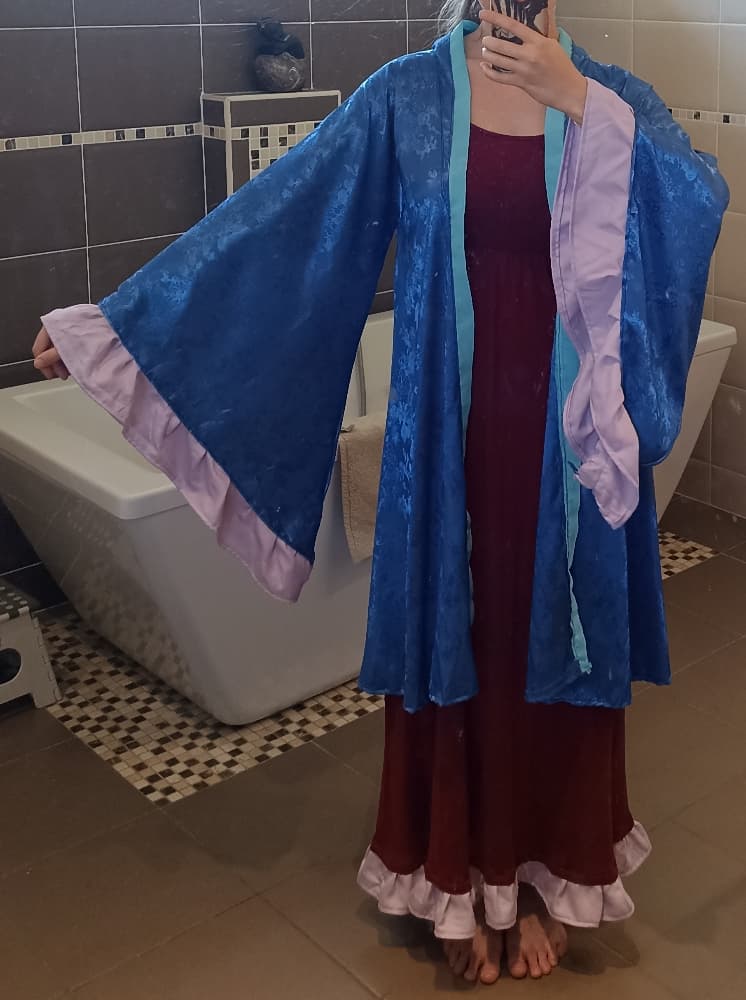 Lihua cosplay - Photo 15