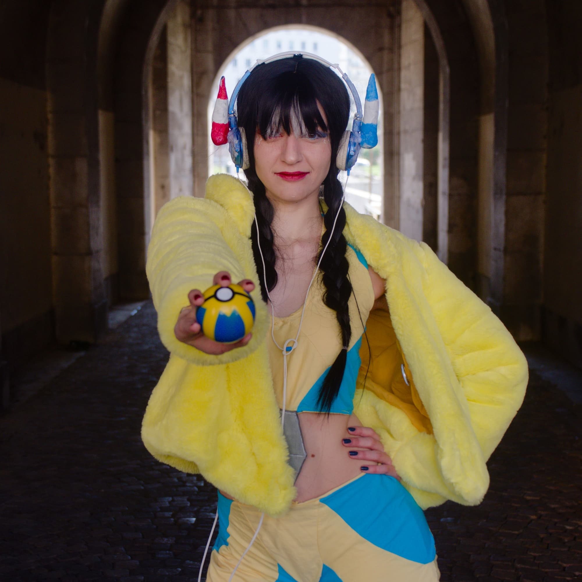 Inezia Pokemon - Pokémon cosplay photoshoot cover