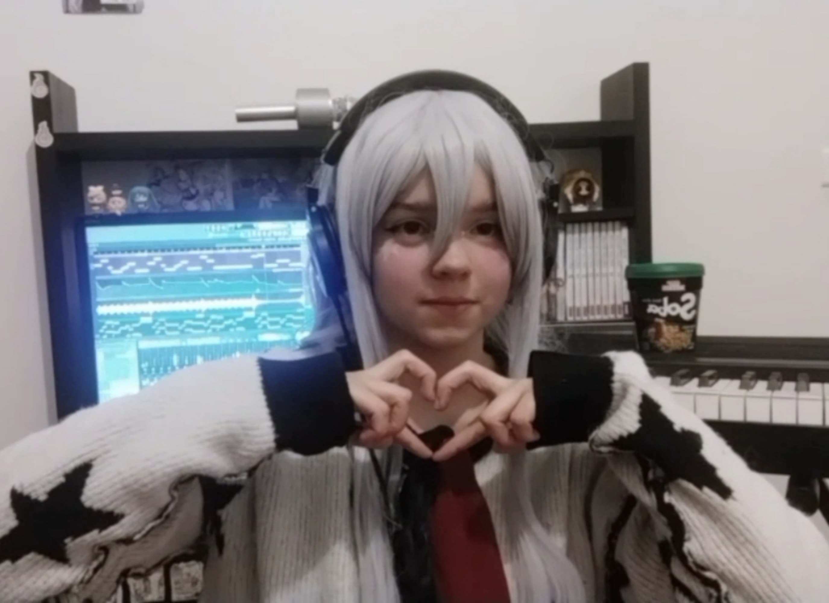 Kanade 🎧🩵 - Photo 12