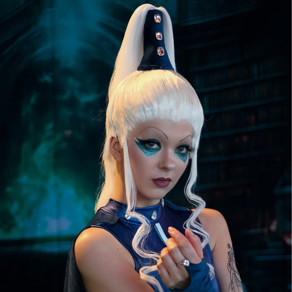 Icy - Winx Club cosplay photoshoot cover