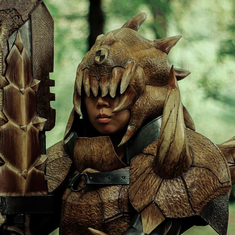 Diablos (beta) - Monster Hunter cosplay photoshoot cover