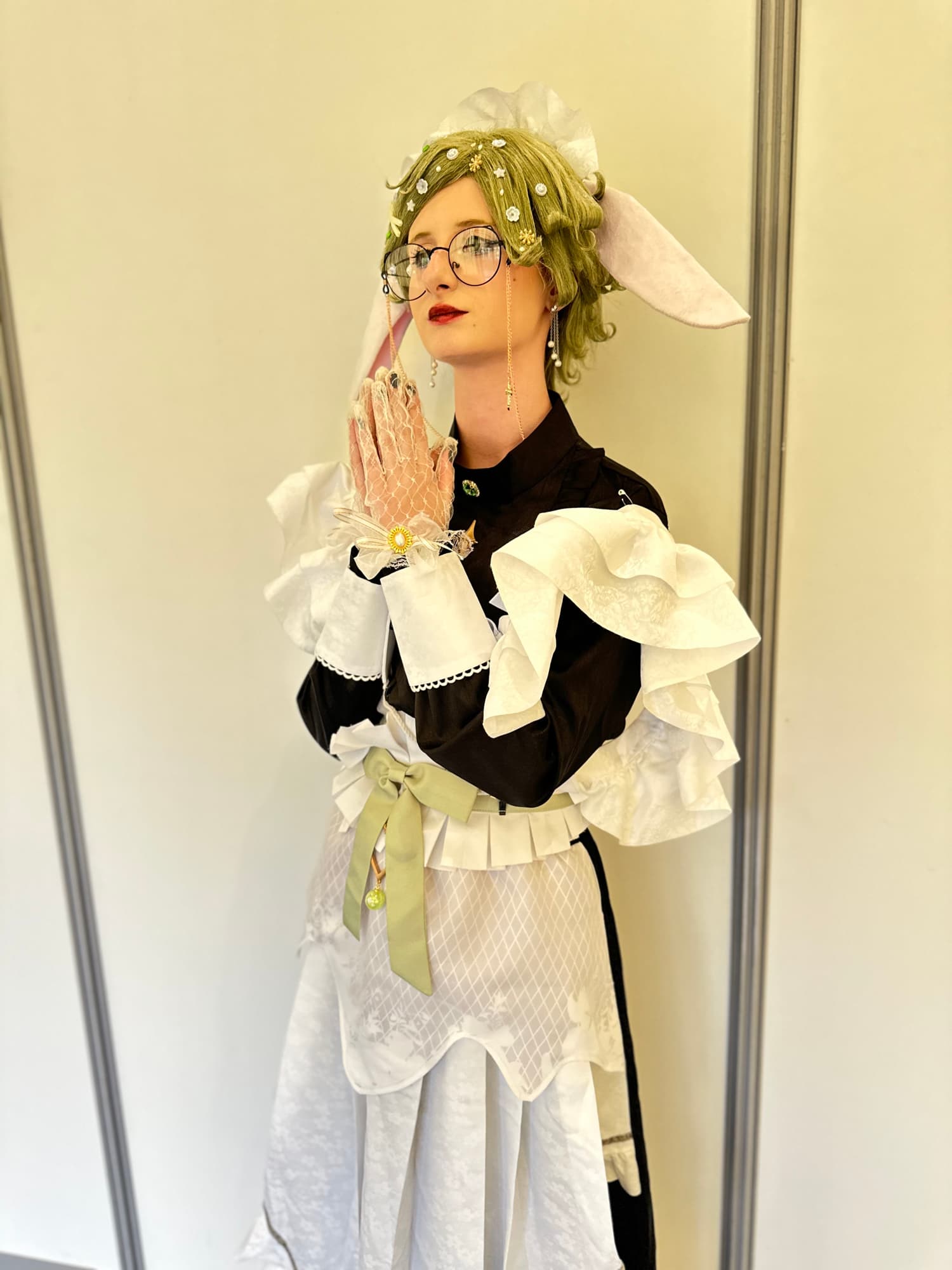 Rei & Olivine maid - Photo 2