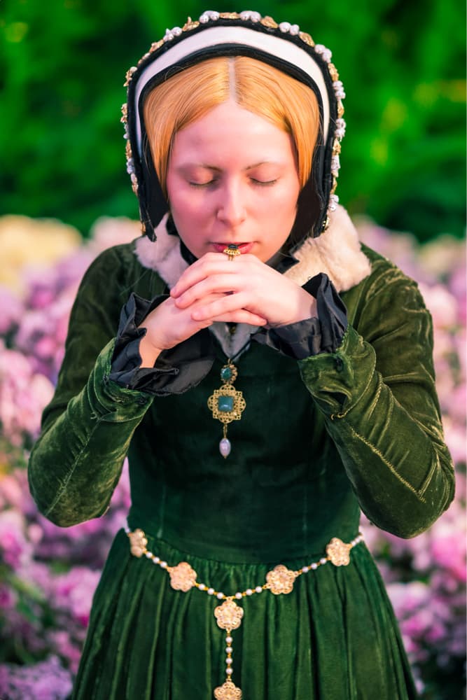 Mary I of England Cosplay - Photo 17