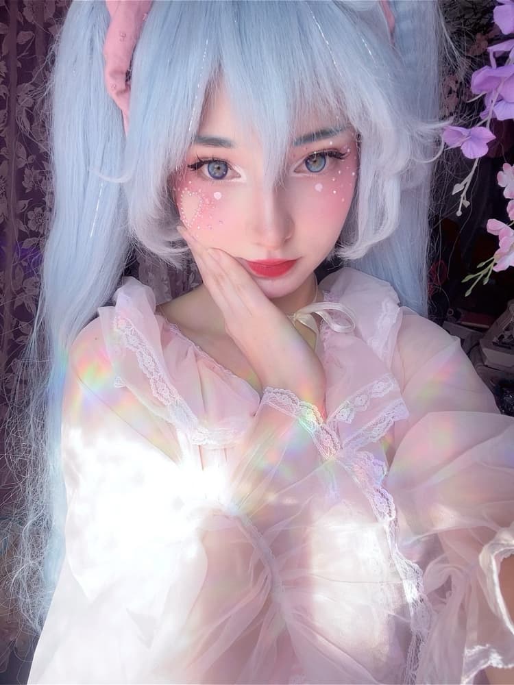 Miku Carpenter  - Photo 2