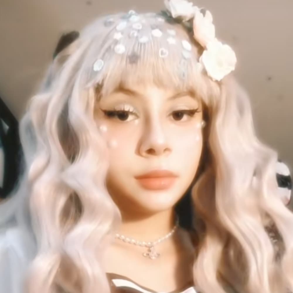 Yashiro  - Toilet-Bound Hanako-kun cosplay photoshoot cover