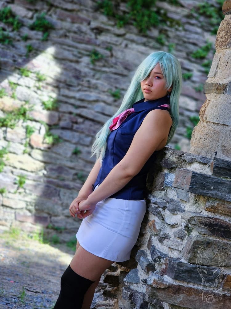 Elizabeth Liones  - Photo 2