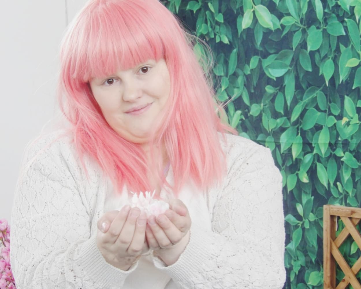 Yuki a sign of affection  - Photo 6