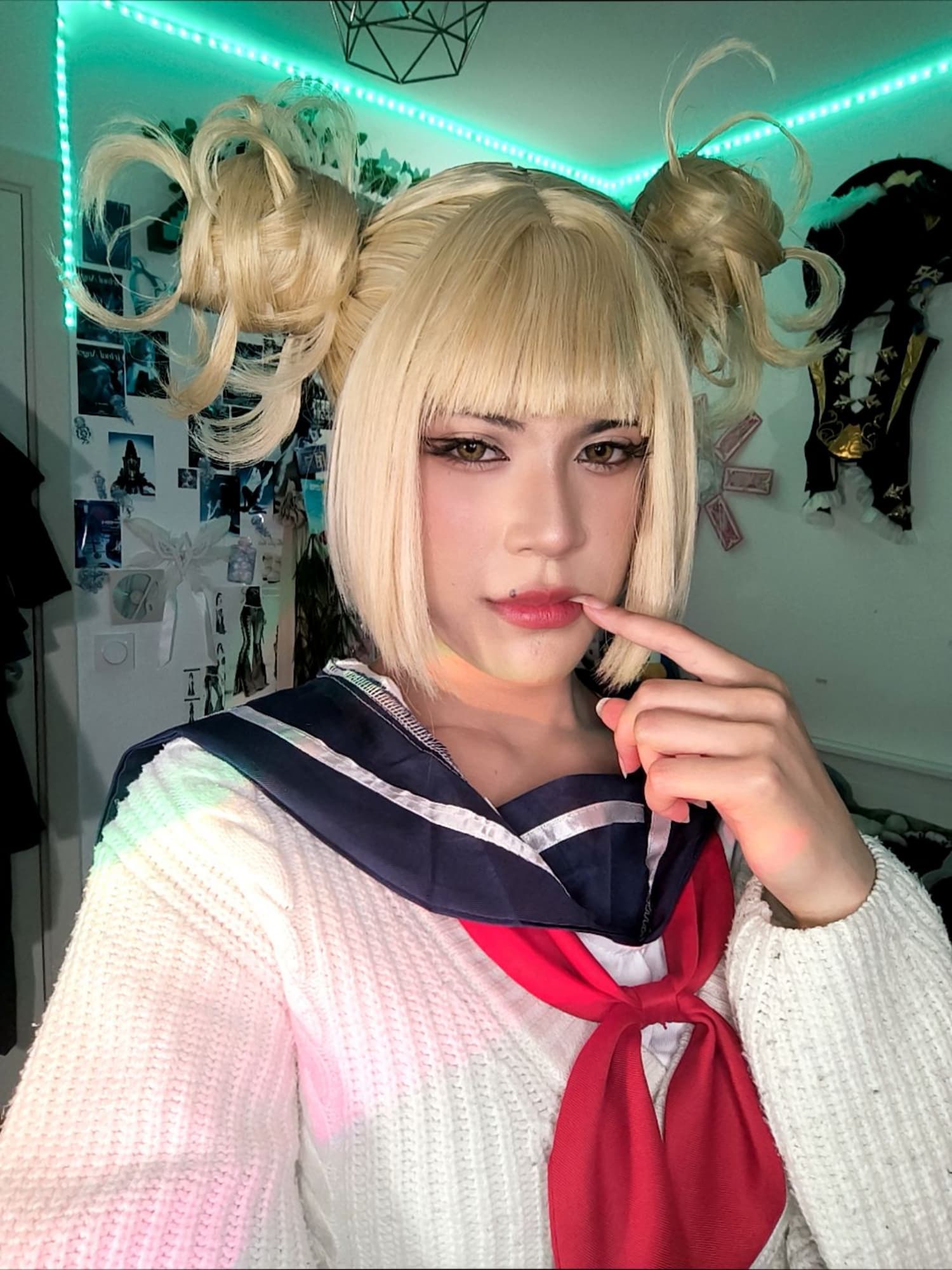 Toga himiko - Photo 2