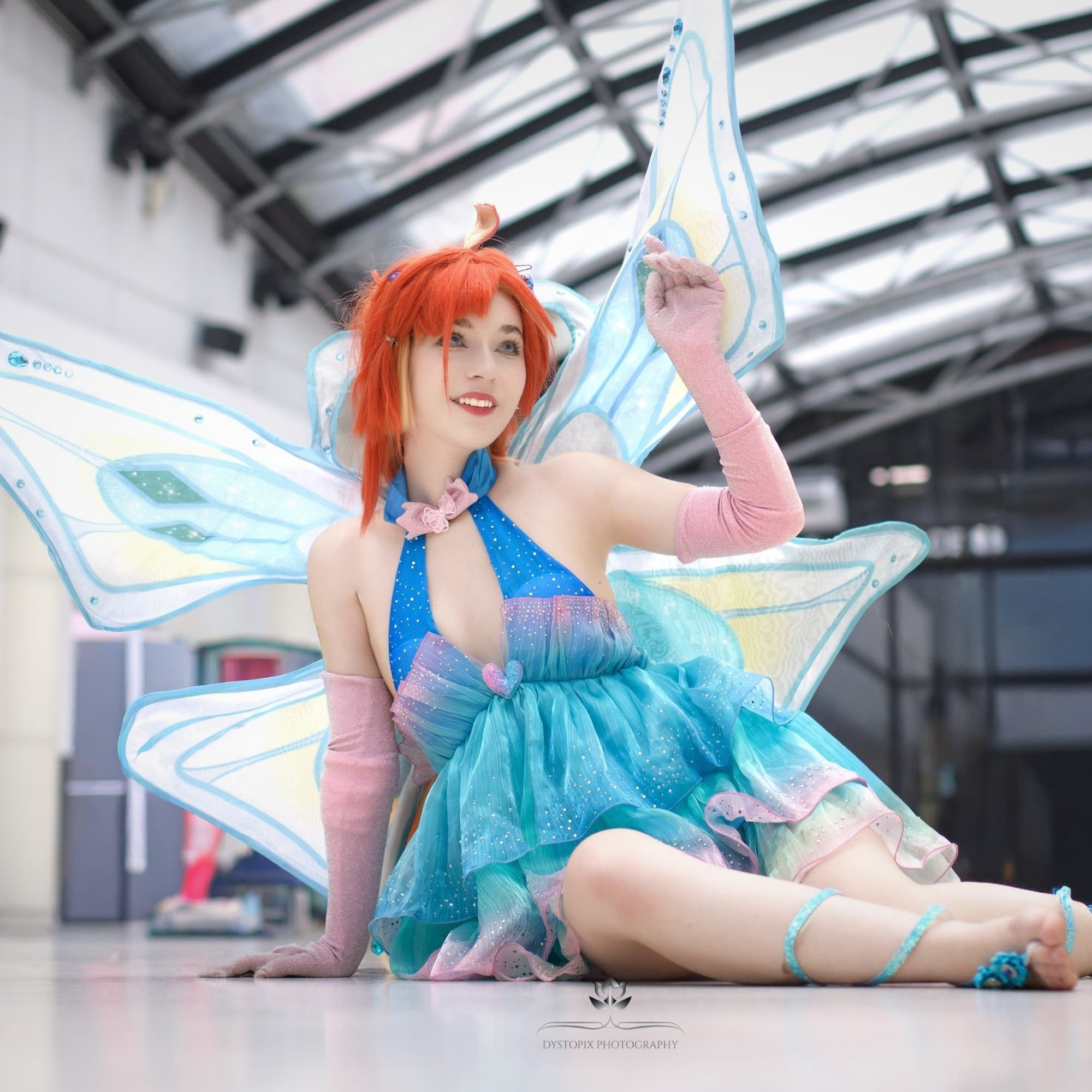 Bloom - Winx Club cosplay photoshoot cover