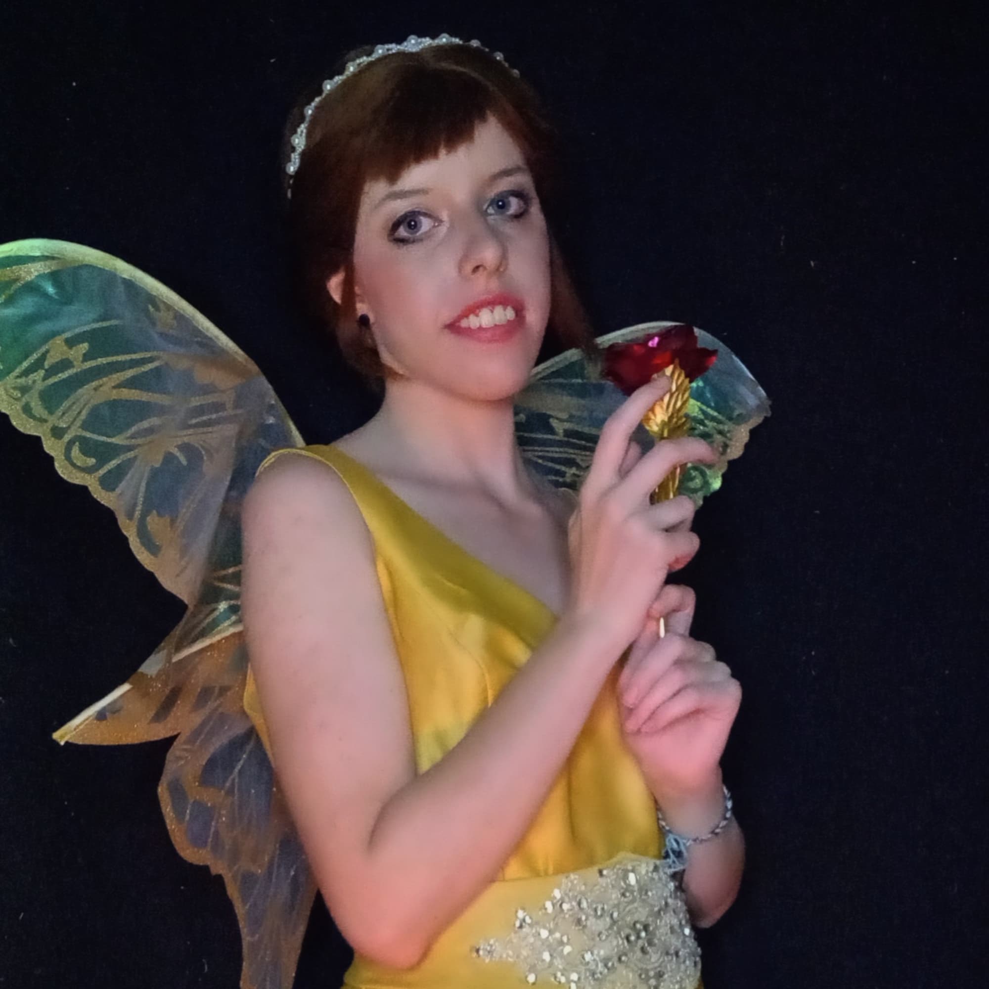 Clarion - Pandora in the Crimson Shell: Ghost Urn cosplay photoshoot cover