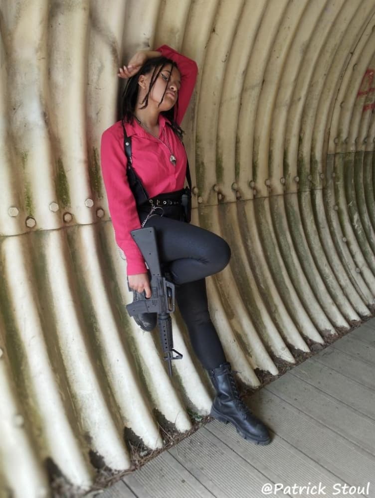 Shooting Ada Wong  - Photo 6