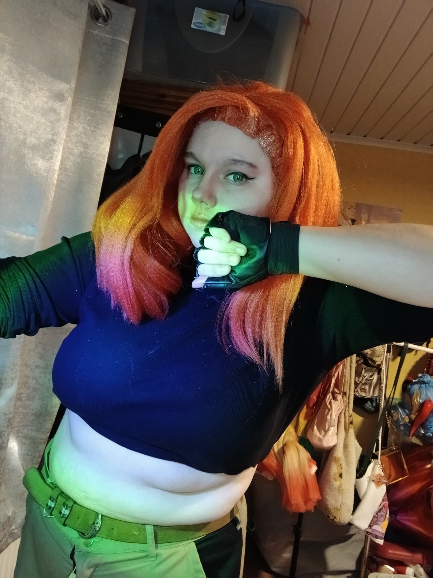 Kim at home - Photo 15