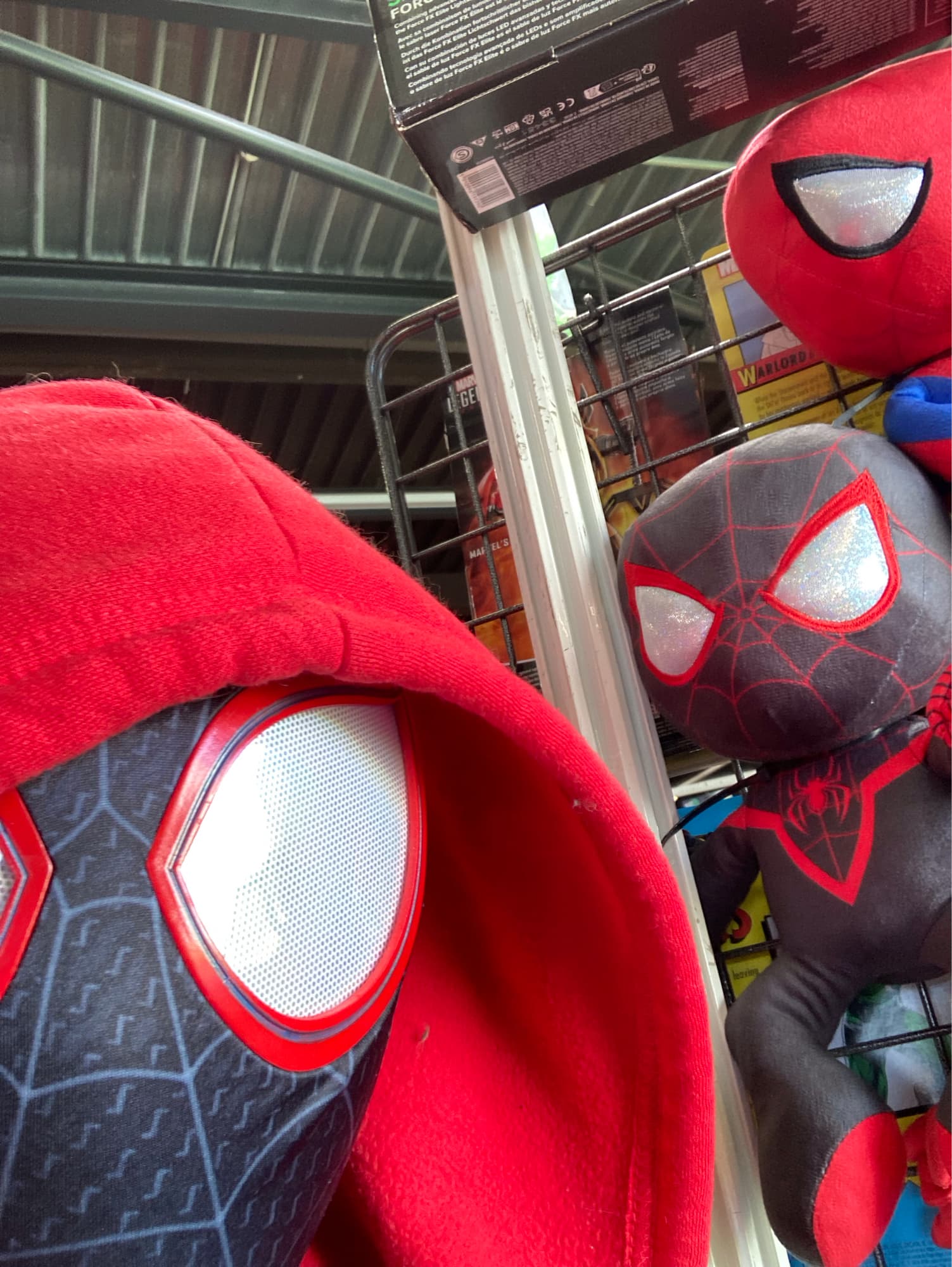 Spider-Man Miles  - Photo 10