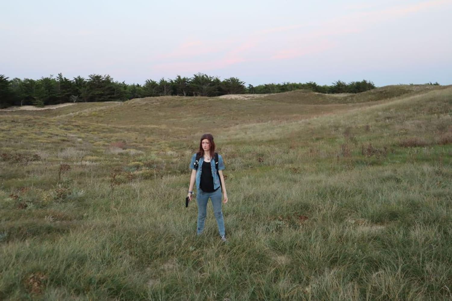 Ellie TLOU2 forest - Photo 9