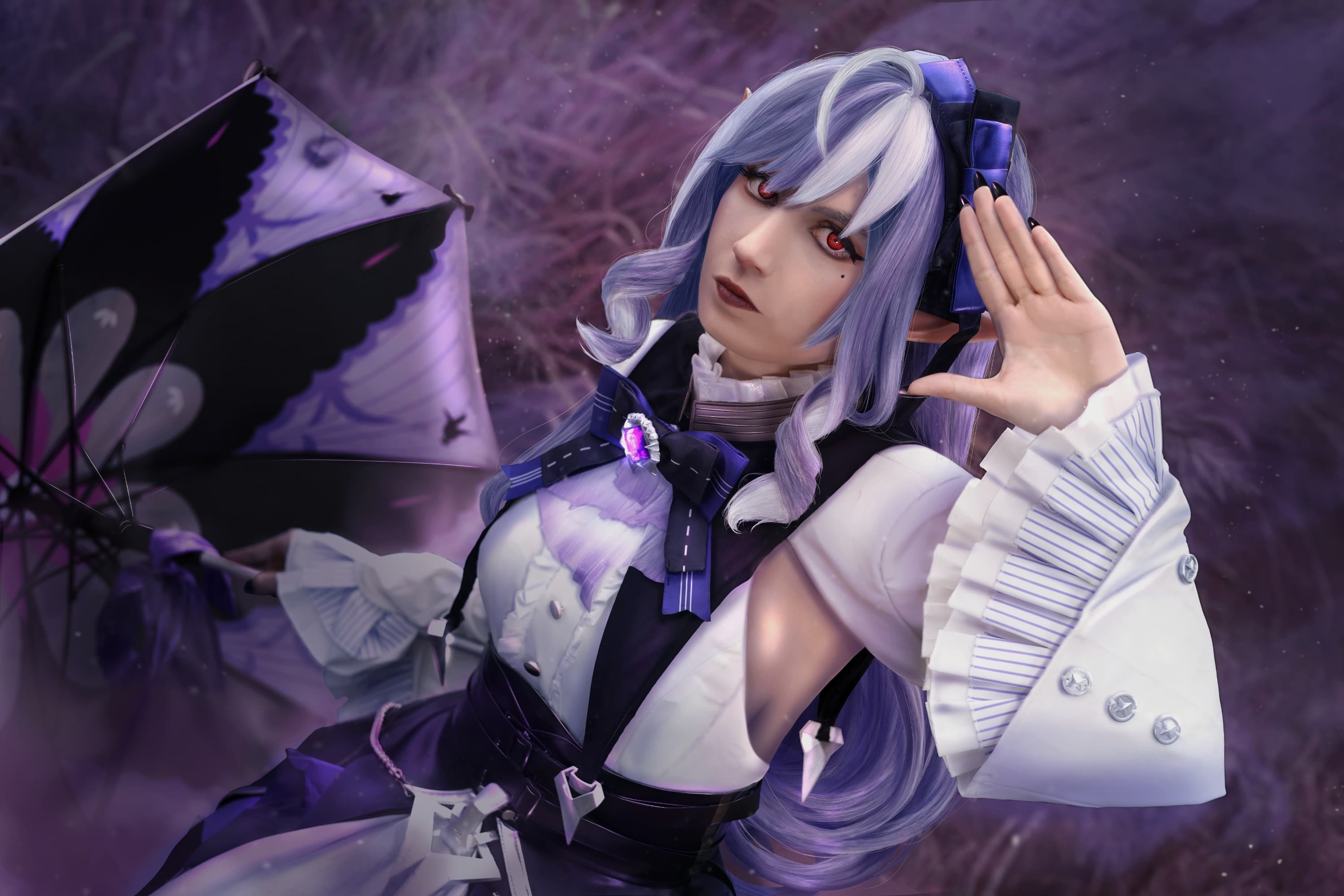 Vivian Banshee - Photo 7