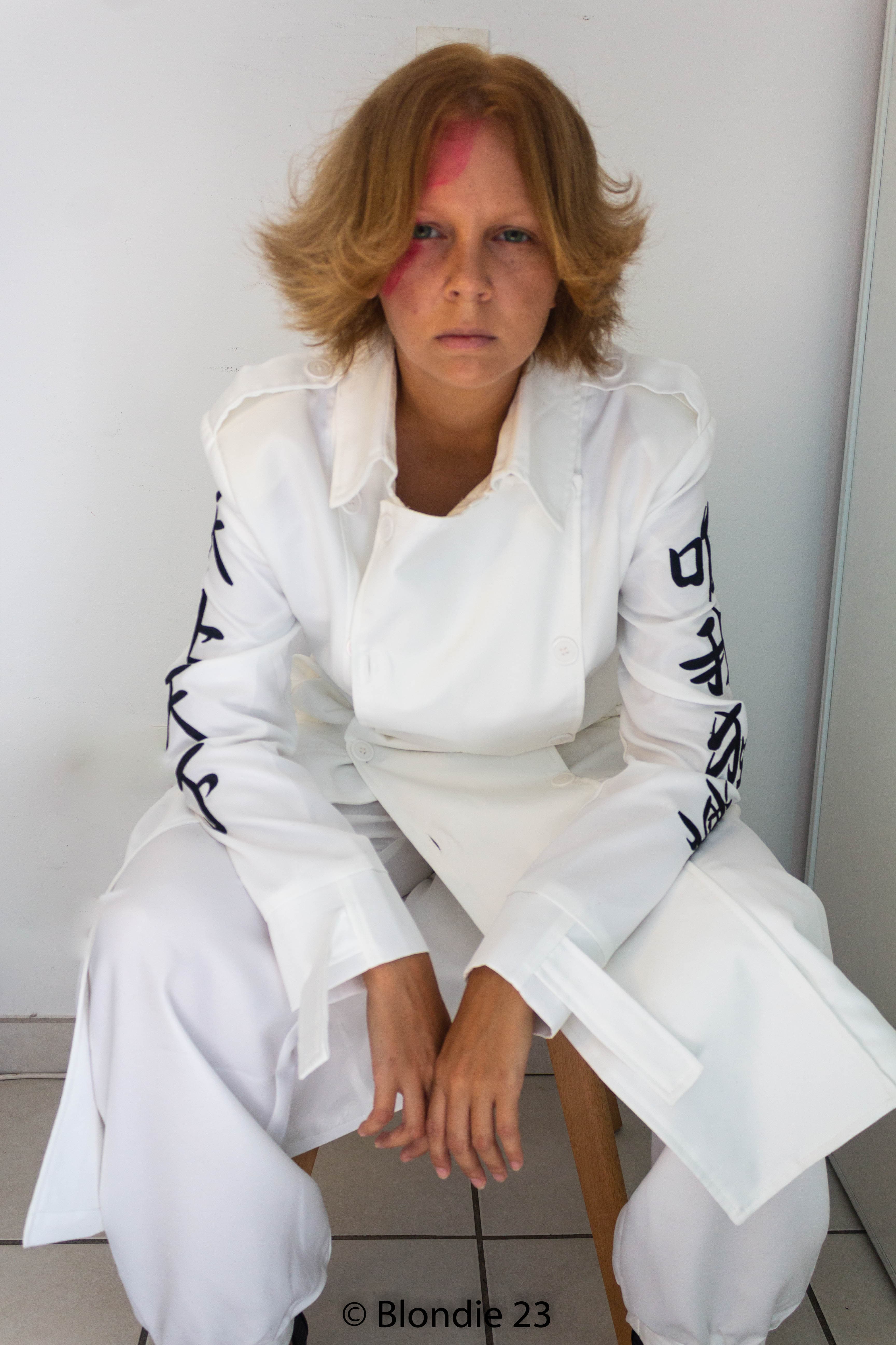 Shooting All Alone 3 - Photo 14