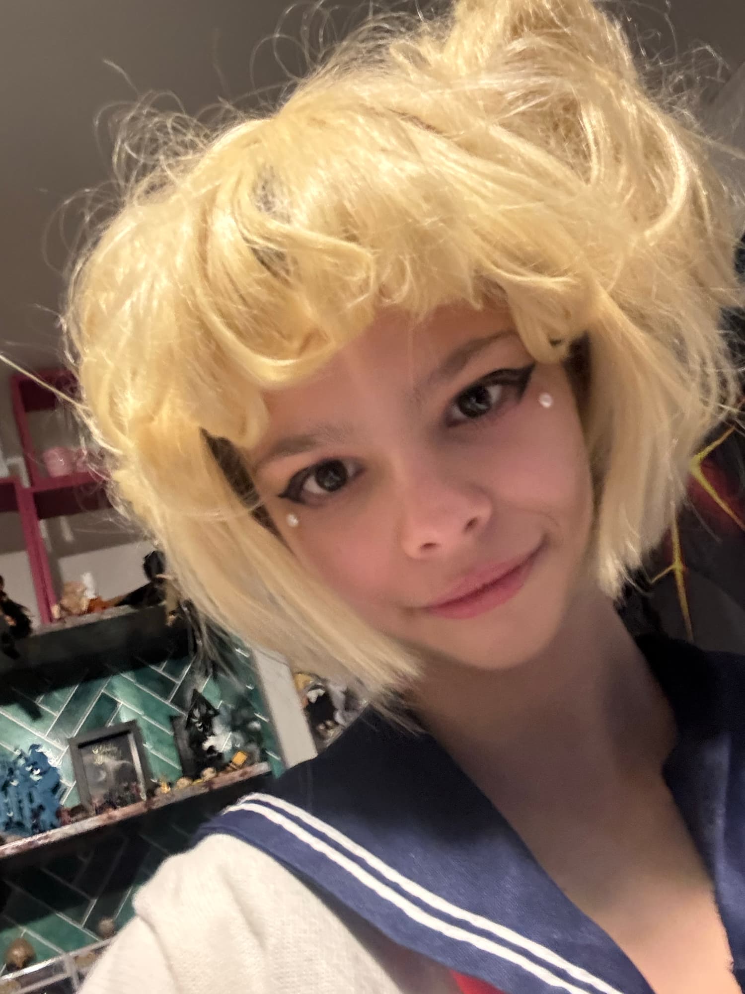Toga himiko - Photo 13