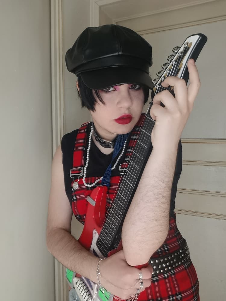 Nana Osaki - Photo 9