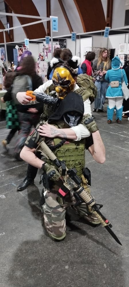 Wolf (golden mask) - Photo 4