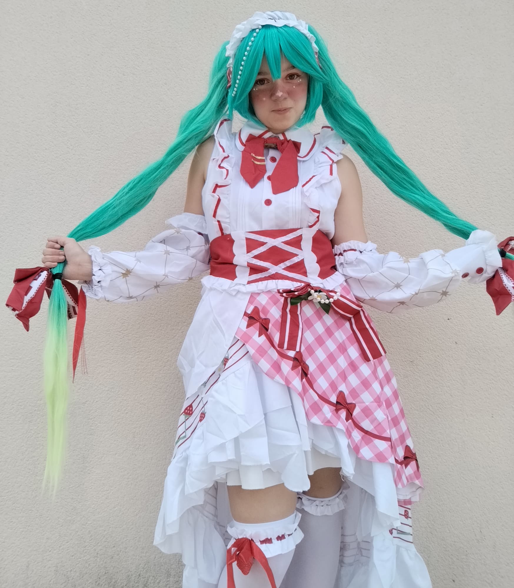 Strawberry Miku 🍓💚 - Photo 24