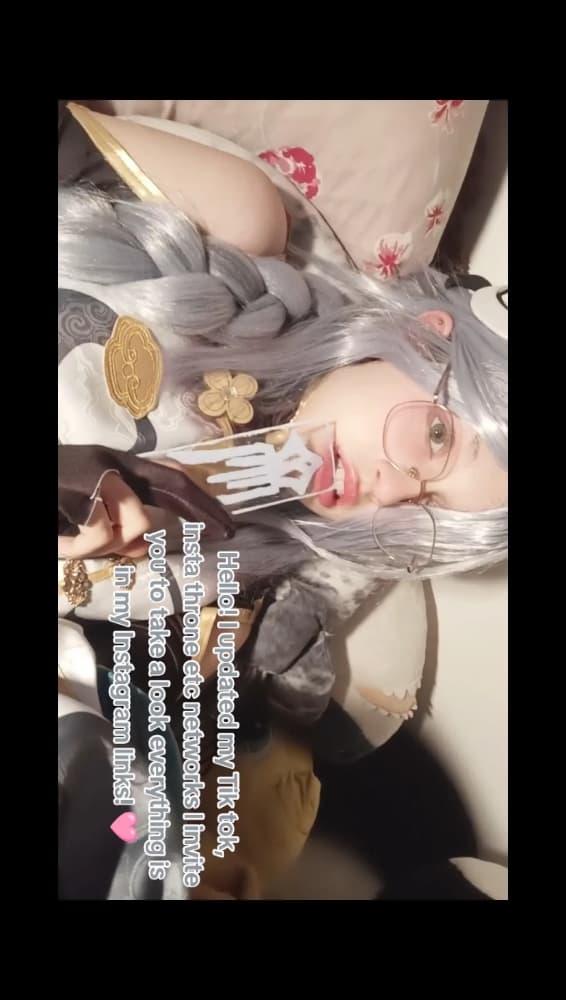 Social media - Photo 1