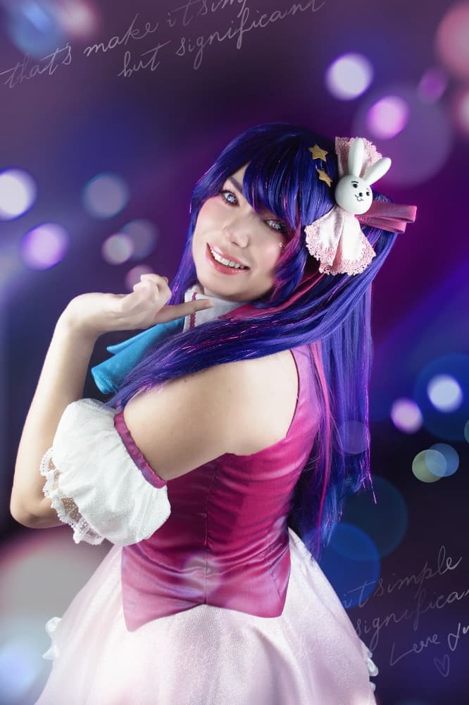 Ai Hoshino - Photo 2