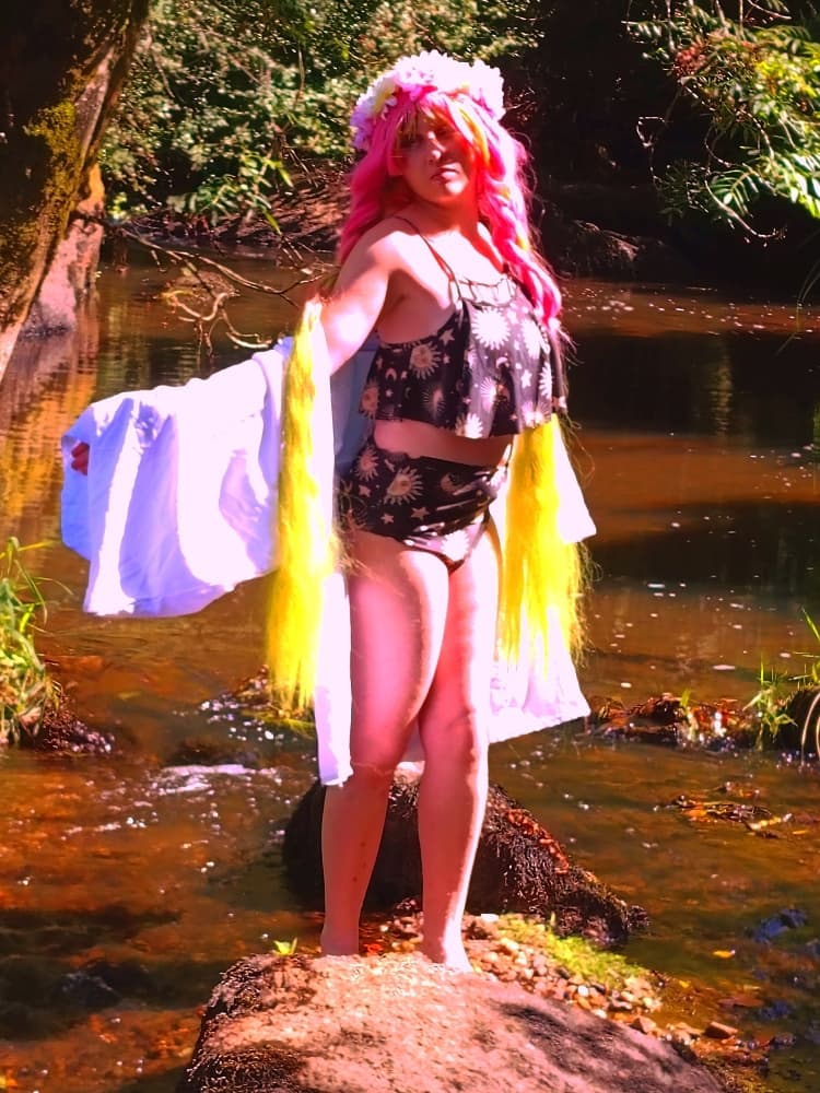 Mitsuri KANROJI - Photo 13