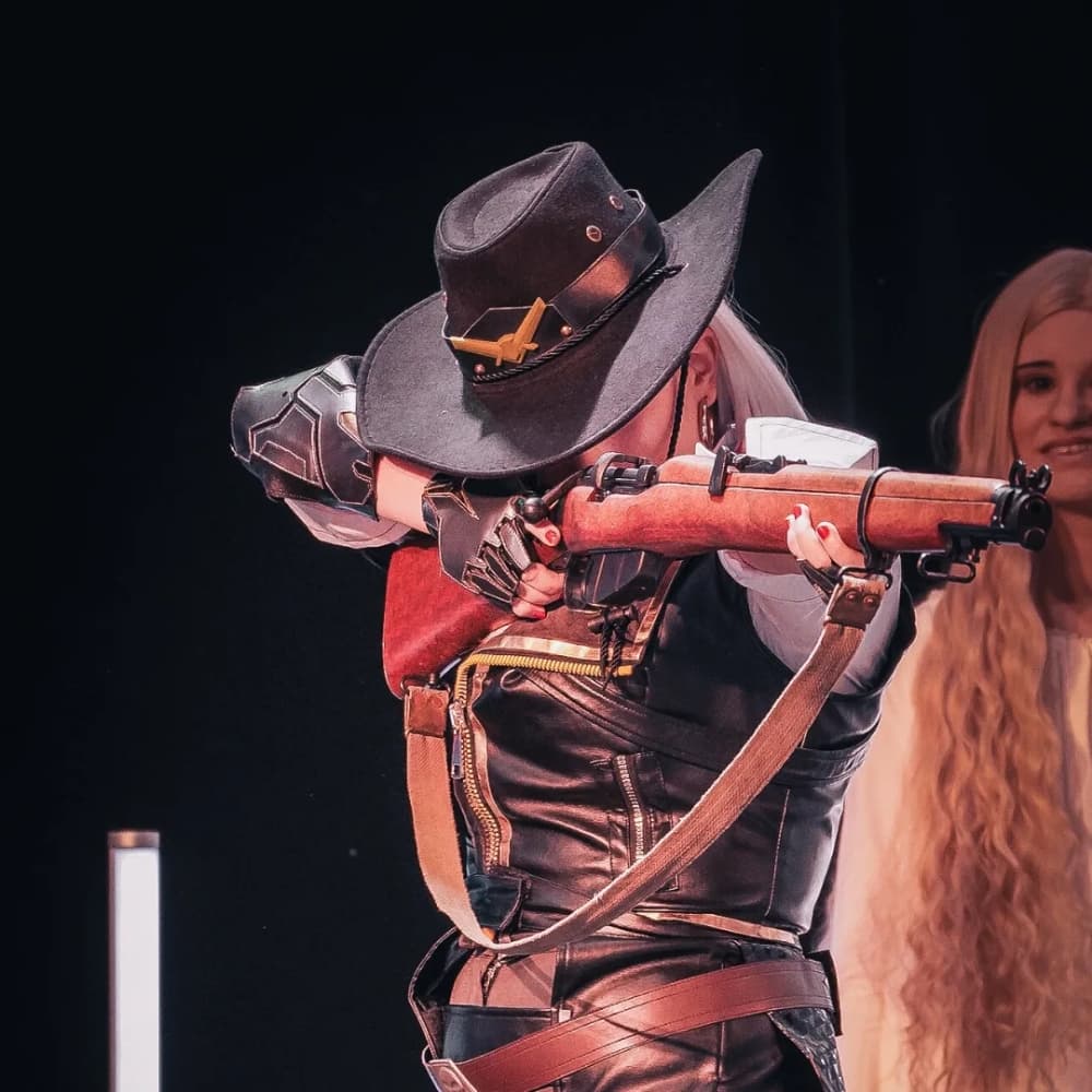 Elizabeth Ashe — OW - Photo 6