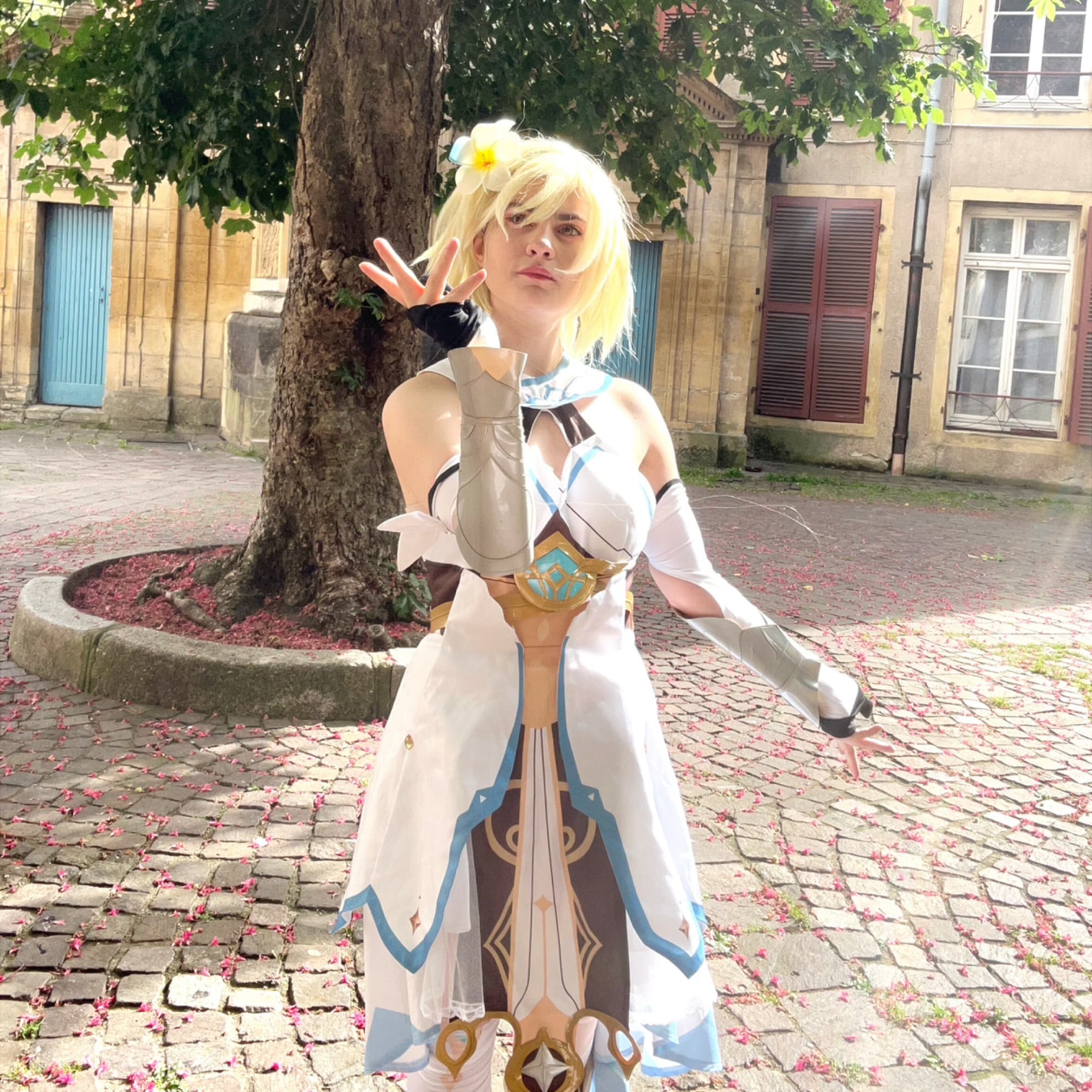 Lumine  - Genshin Impact cosplay photoshoot cover