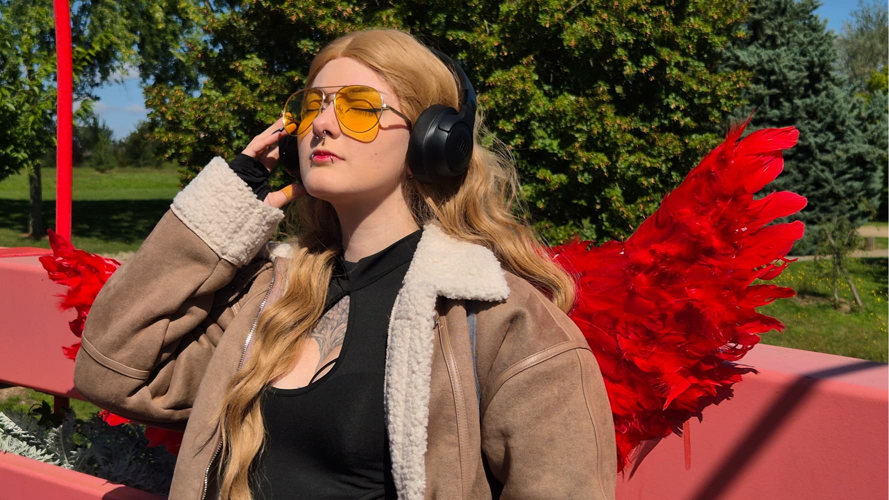 Hawks (genderbend) - Photo 4