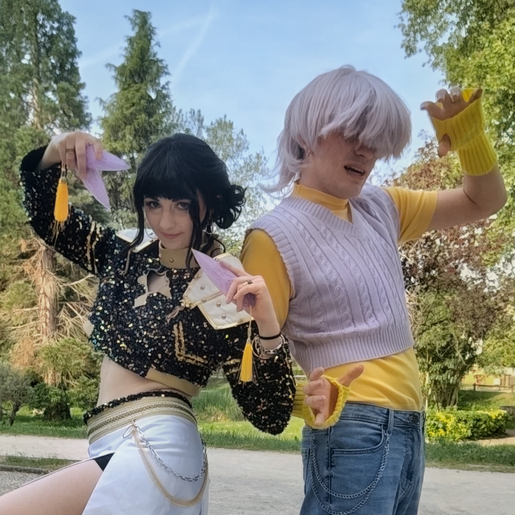 Mystery & Zoey - K-pop: Demon Hunters cosplay photoshoot cover