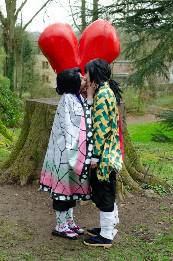 Shinobu & Tomioka - Photo 8